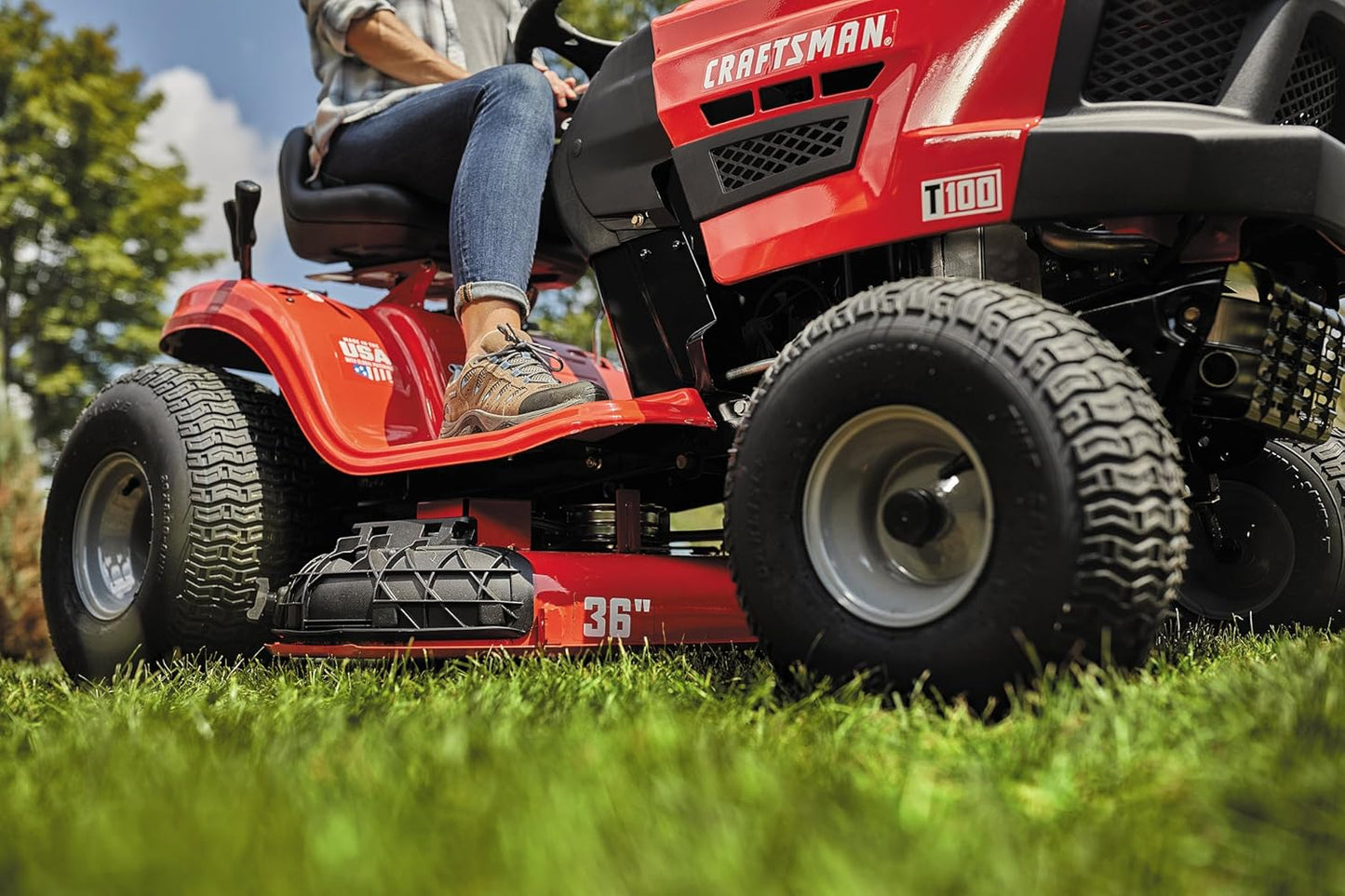 Craftsman 36" Gas Riding Lawn Mower with 11.5 HP* Briggs and Stratton Single-Cylinder Engine, Gas Lawn Tractor with 7-Speed Transmission, Red/Black (13AC77XYA93)